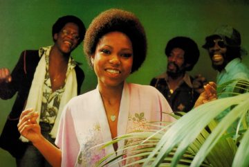 Linda & The Funky Boys • Shame, Shame, Shame