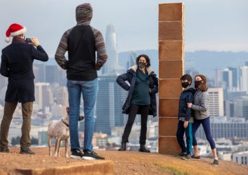 Un ”monolit” din turtă dulce a apărut în San Francisco