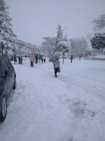 Ninsoarea din Madrid, surprinsă de ascultătorii Europa FM | GALERIE FOTO