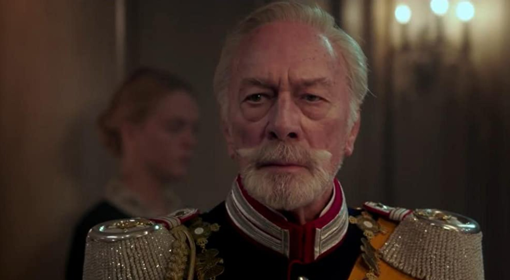 The exception. Кристофер Пламмер Кайзер. Кристофер Пламмер поцелуй Кайзера. Кристофер Пламмер сокровища нации.