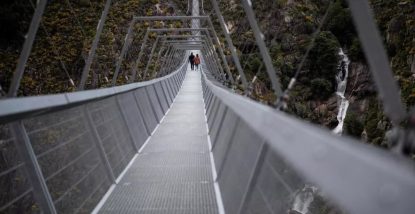 Portugalia a inaugurat cel mai lung pod pietonal suspendat din lume