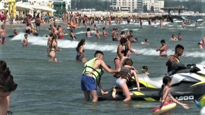 Cel mai aglomerat week-end al acestui sezon estival: Peste 300.000 de turiști, pe litoral