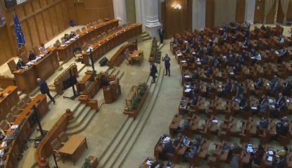 Moțiunea împotriva ministrului Popescu, la votul deputaților