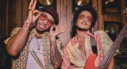 Gala Grammy 2022: Dublu triumf pentru grupul Silk Sonic cu “Leave The Door Open” | VIDEO