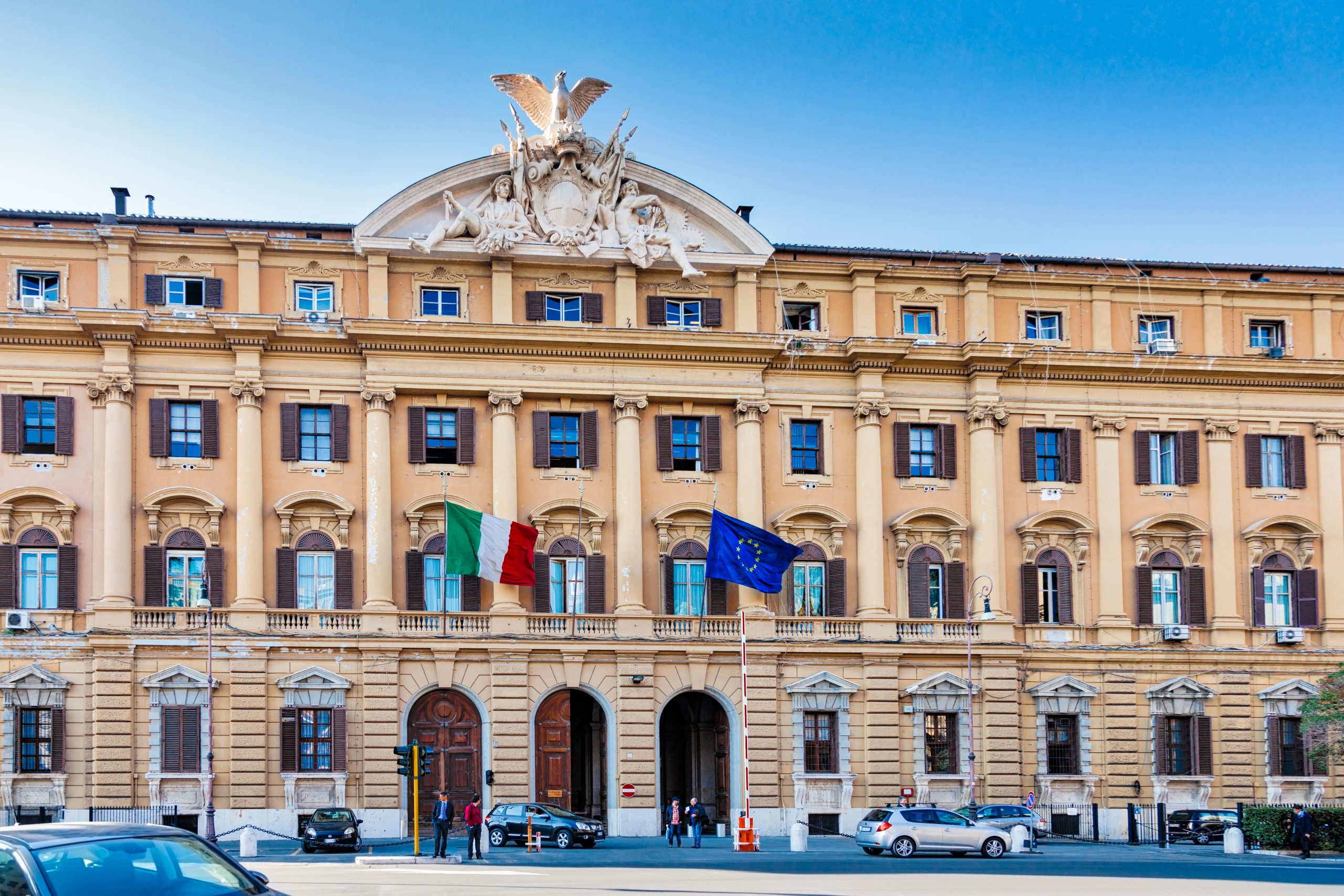 L’Italia sta preparando un pacchetto di misure da 14 miliardi di euro per mitigare l’impatto dell’aumento dei prezzi