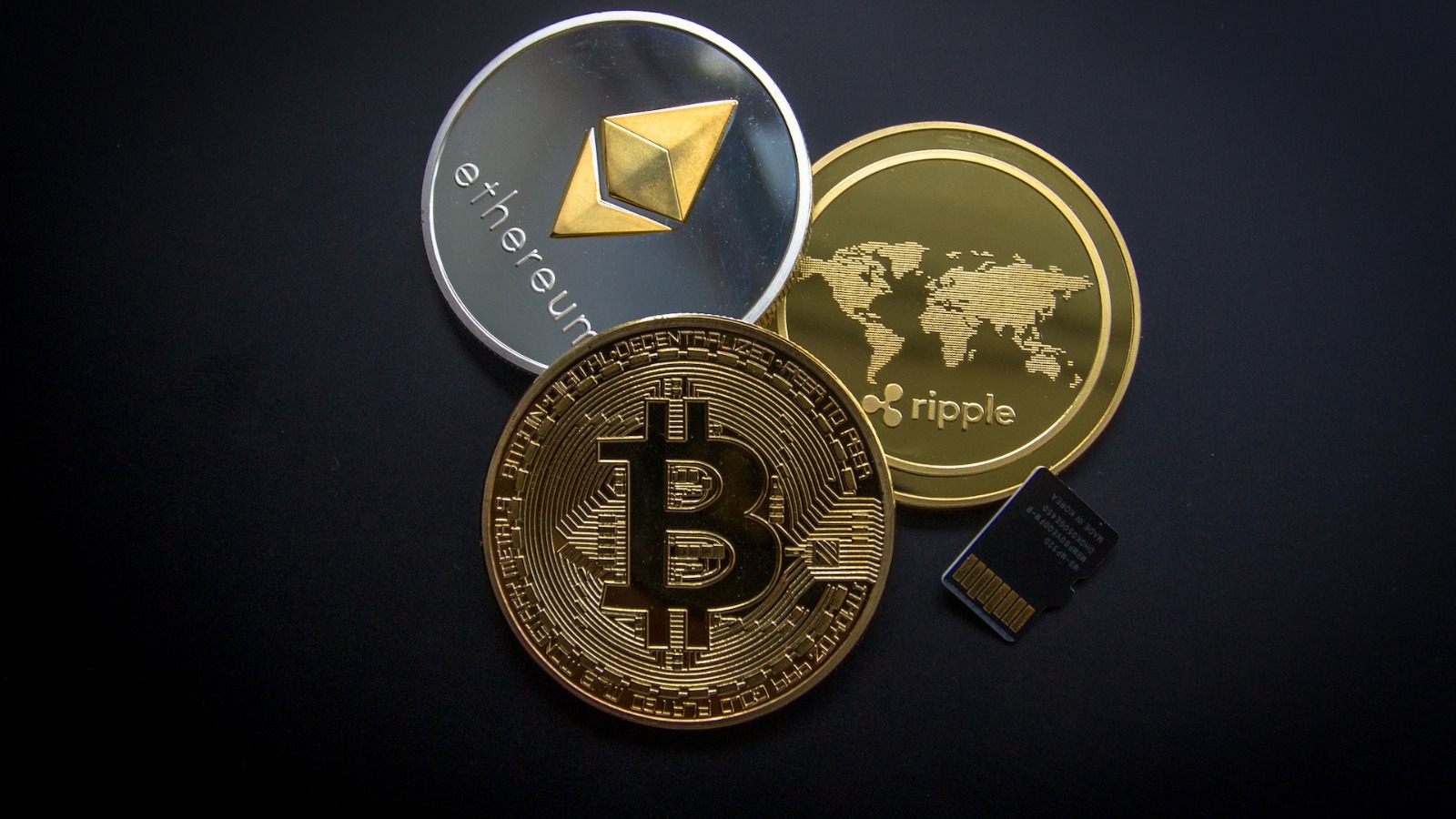 Mai are sens să investești în bitcoin?
