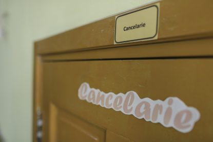 Profesorii au început noul an școlar cu până la 80 de lei în plus la salariu. Sumele nu acoperă cheltuielile, transmit sindicatele din învățământ | AUDIO