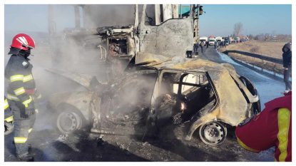 Galați: Accident grav pe DN24, între o mașină și un TIR. Doi tineri au ars de vii după ce autoturismul în care se aflau a luat foc