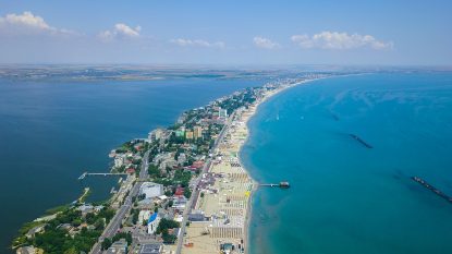 Greenpeace România atrage atenția că apele Mării Negre sunt poluate cu urme de petrol și combustibili, dar autoritățile locale contrazic ONG-ul  | AUDIO