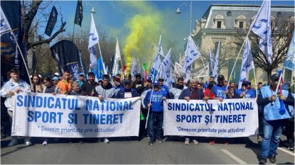 Protest al anagajaților din sport. Andy Nagy: „Nu mai e atractiv acest domeniu – sport și tineret – și mulți își caută de lucru. Conducătorii trebuie să facă ceva” | AUDIO