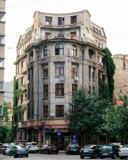 17 clădiri din București vor fi consolidate și reabilitate. Printre ele Muzeul Tăttărescu și Teatrul Nottara