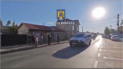 Percheziții domiciliare în București și Ilfov în cazul celor 2 familii care s-au bătut în Pantelimon. Șeful Poliției Capitalei: Au fost depistați 8 suspecți / Un elicopter survolează zona | AUDIO | VIDEO