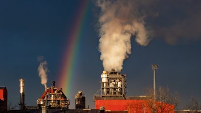 Cea mai mare companie austriacă din domeniul lemnului, Kronospan, la Alba, România.