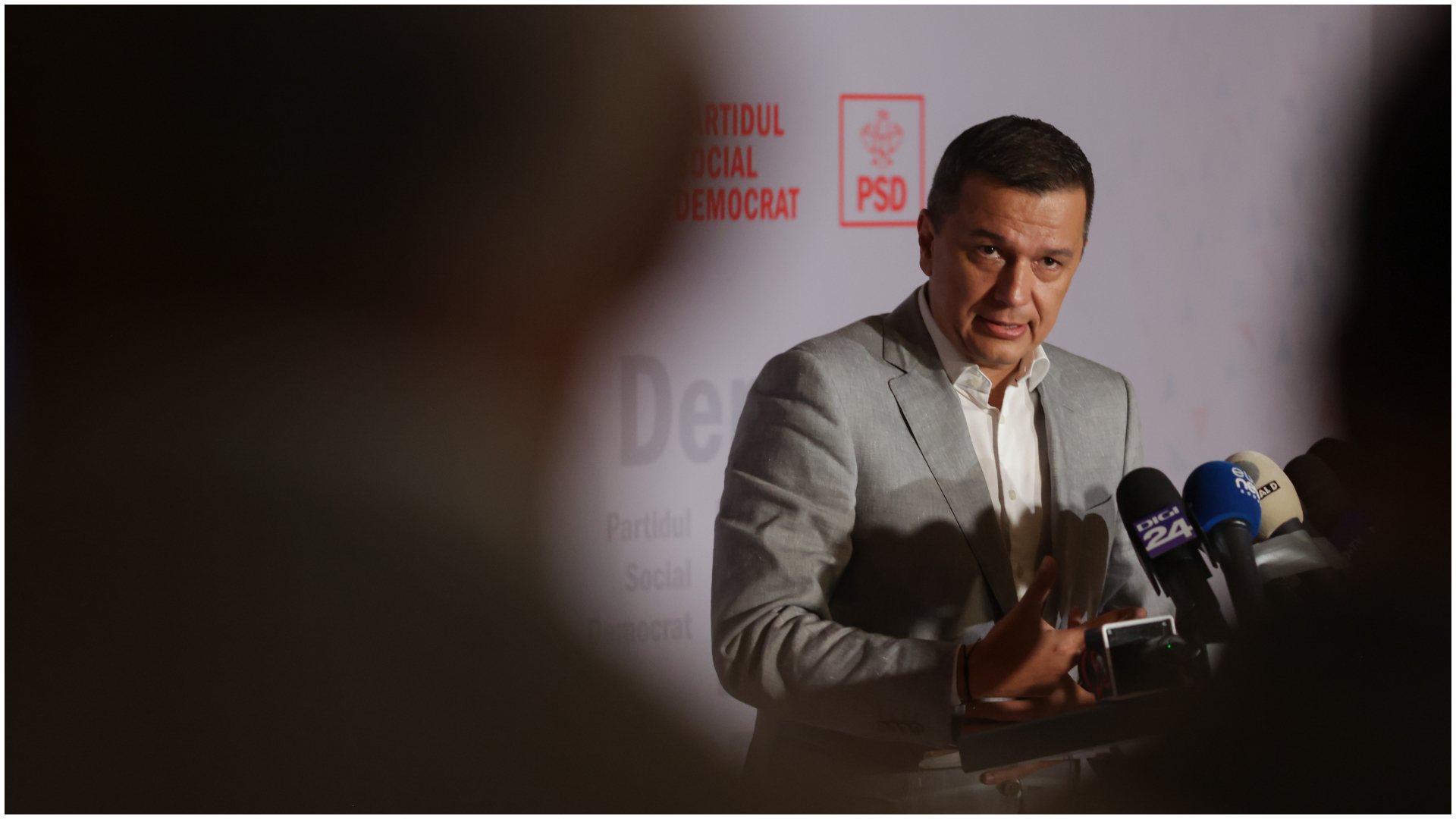 Sorin Grindeanu, critici la adresa lui Ilie Bolojan după anunțul INS: „Există un vinovat principal pentru direcția greșită în care am fost împinși”/ „Guvernare dacă nu este pentru oameni, atunci nu va mai fi deloc”