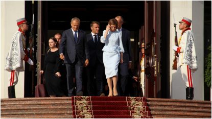 Emmanuel Macron &#537;i Donald Tusk au &#539;inut discursuri &icirc;n limba rom&acirc;n&#259;, afla&#539;i la Chi&#537;in&#259;u, de ziua Independen&#539;ei Moldovei: &bdquo;Viitorul Republicii Moldova este &icirc;n Uniunea European&#259;!&rdquo; | VIDEO