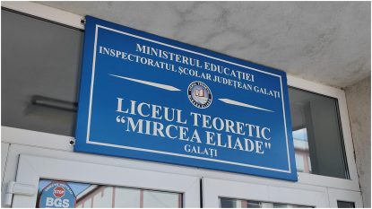 Galați: Un elev de liceu și-a lovit profesorul de sport cu pumnul după ce acesta i-a atras atenția că nu are voie să fumeze în incinta școlii | AUDIO