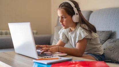 Academia Europa FM, cu Marcel Bartic: De ce nu mai folosim instrumentele școlii online?