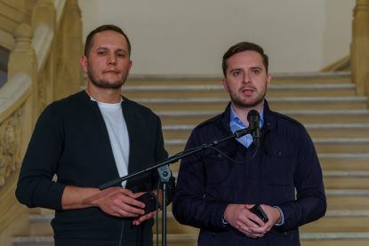 Ajutor de 1500 de lei din partea primăriei Capitalei pentru locatarii blocului afectat de explozie | AUDIO