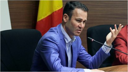 Ce explicații le-a dat primarul Negoiță locuitorilor sectorului 3 după ce a construit străzi peste magistralele de gaz: „Nu strada noastră e pe țeava dumnealor, țeava dumnealor e sub strada noastră” | AUDIO