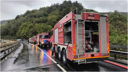 Vâlcea: Acoperișul Mănăstirii Cozia Veche, cuprins de flăcări