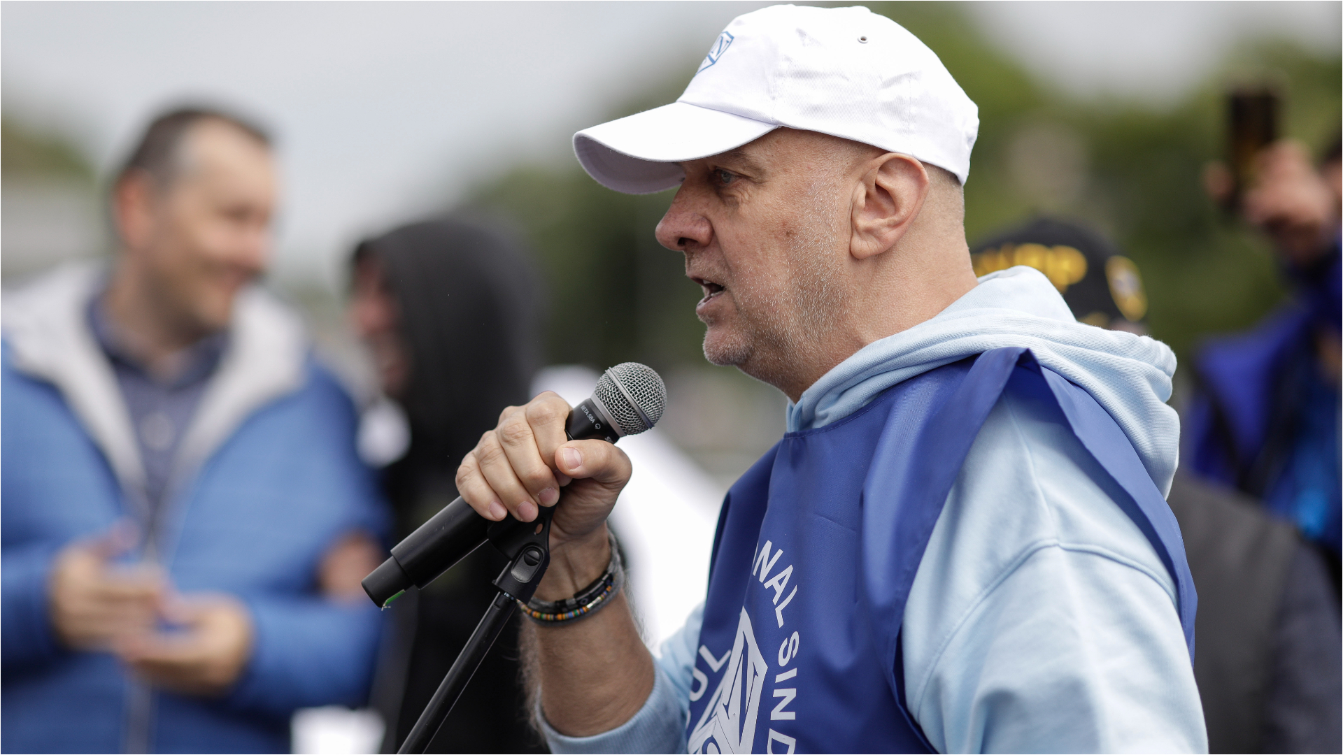 Blocul Național Sindical organizează mâine un protest în Piața Victoriei. Dumitru Costin: „Este un semnal de alarmă față de scăderea accelerată a puterii de cumpărare” | AUDIO