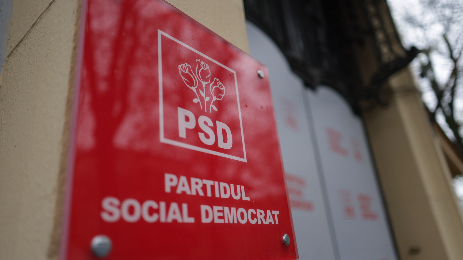 Un nou atac al PSD la partenerii de coaliție. Social-democrații critică reforma administrației locale și cer impozitare progresivă și scutiri pentru salariile mici | AUDIO