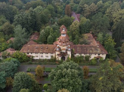 Scandalul pe monumentele de patrimoniu din Govora se lasă cu plângeri penale. Acuzații, inclusiv de corupție, vizează și funcționari ai Ministerului Culturii  | AUDIO