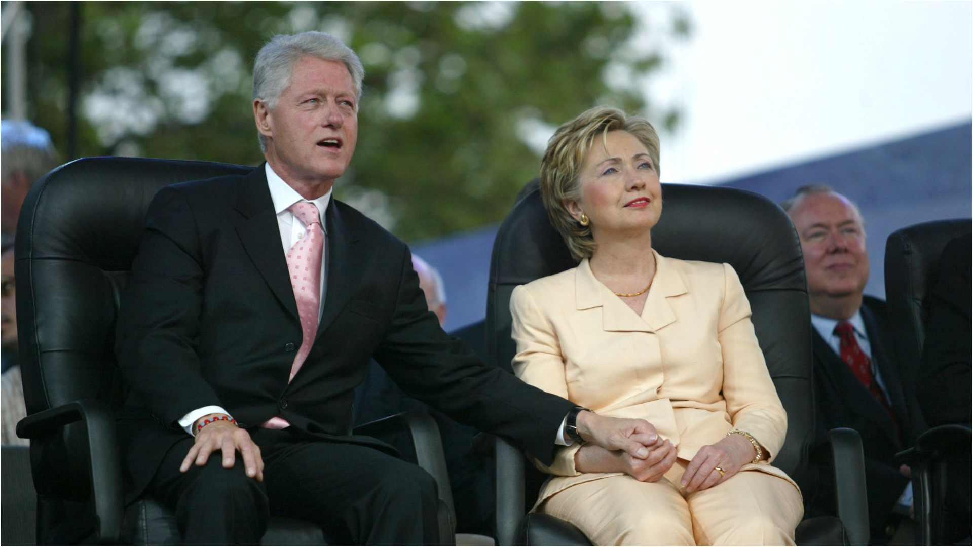 SUA: Bill şi Hillary Clinton au acceptat să fie audiaţi în faţa ...