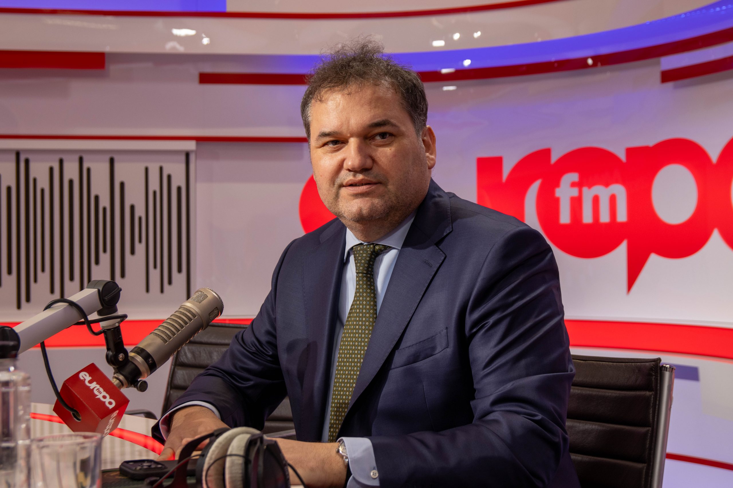 Ministrul Dezvoltării, Cseke Attila: Sper că pachetele legislative pentru reforma administrației și pentru relansare economică să fie aprobate săptămâna viitoare. De ele depinde și aprobarea bugetului pe 2026 | VIDEO