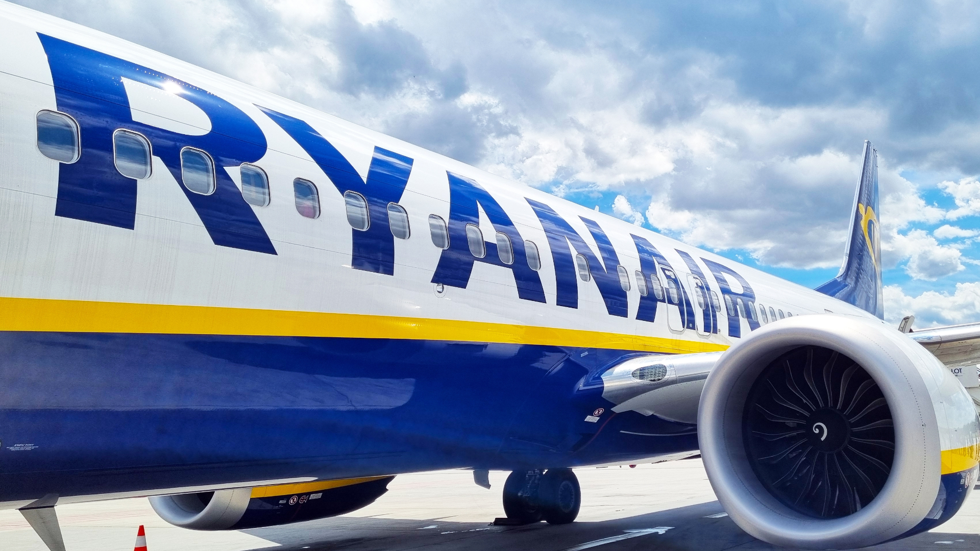Ryanair avertizează: zboruri ar putea fi anulate din cauza ...