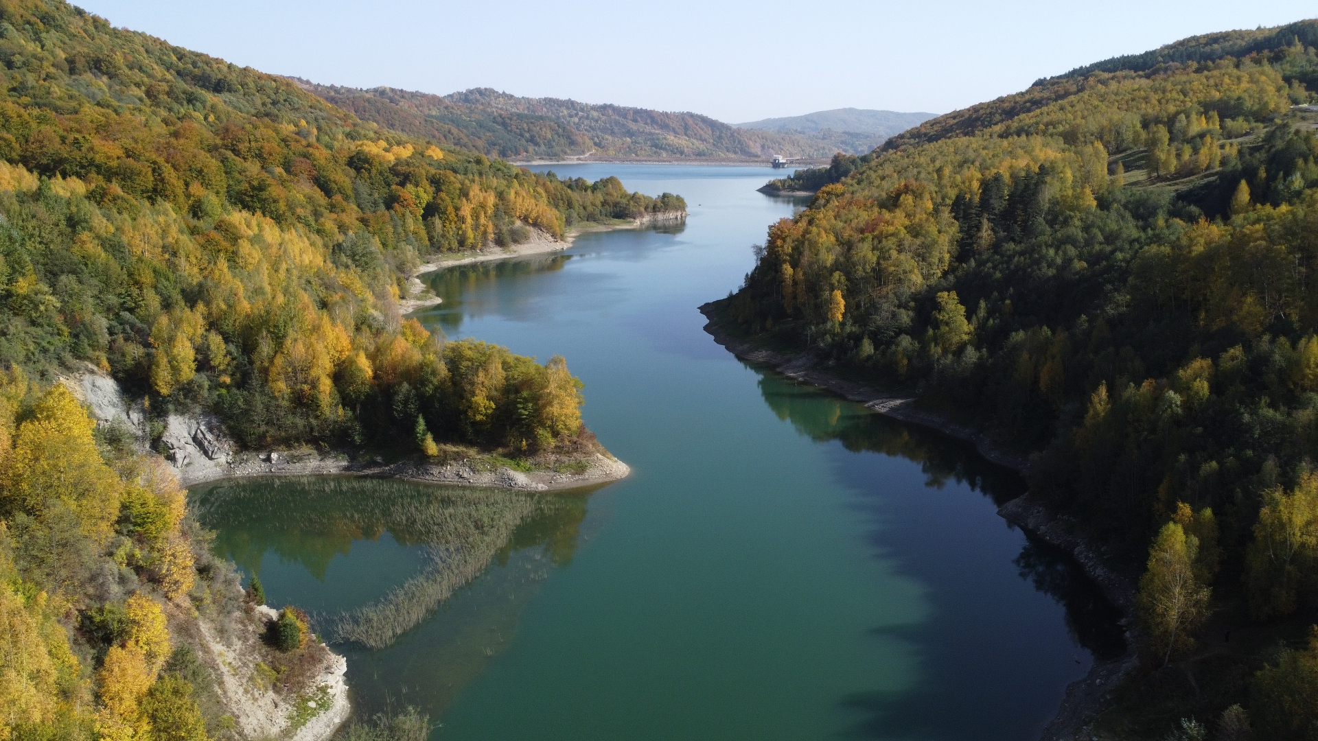 România are pentru prima dată un cadastru al apelor. Va permite autorităților să intervină mai rapid în situații de criză | AUDIO