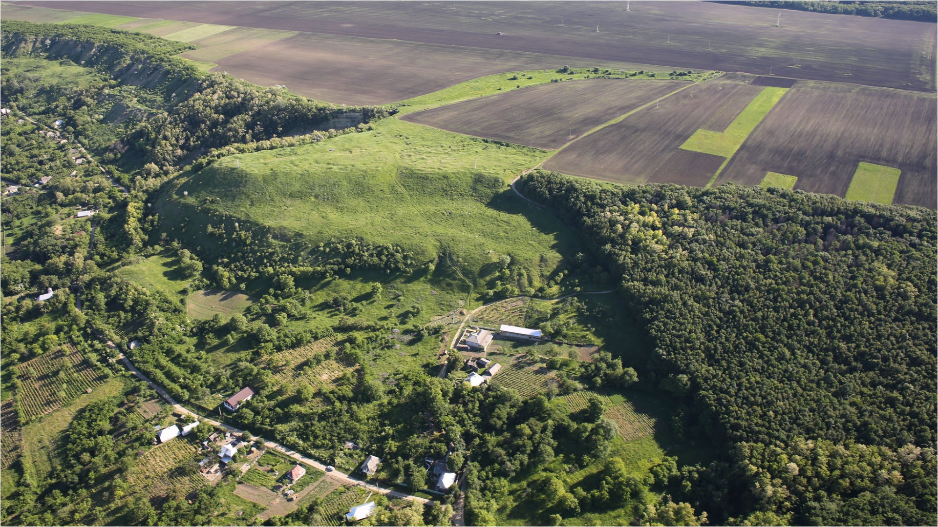 Civilizația Cucuteni-Trypillia, inclusă pe listele indicative UNESCO ale României, Republicii Moldova și Ucrainei | AUDIO