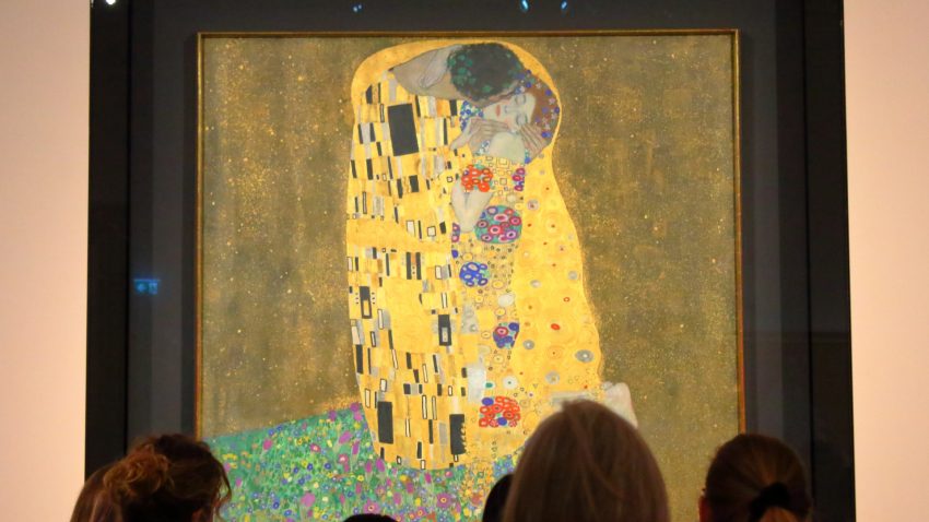 LEGO lansează un set de 4.000 de piese inspirat de „Sărutul” lui Gustav Klimt