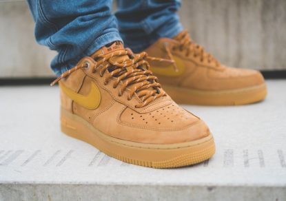 Sneakers Nike pentru zi cu zi: modelele care merg cu orice ținută (P)