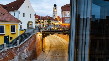 Primăria Sibiu reduce intensitatea iluminatului public pentru a scădea consumul de energie