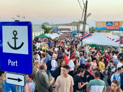 Tulcea: Inteligența artificială a adus mii de oameni la Festivalul Borșului de Pește de la Jurilovca
