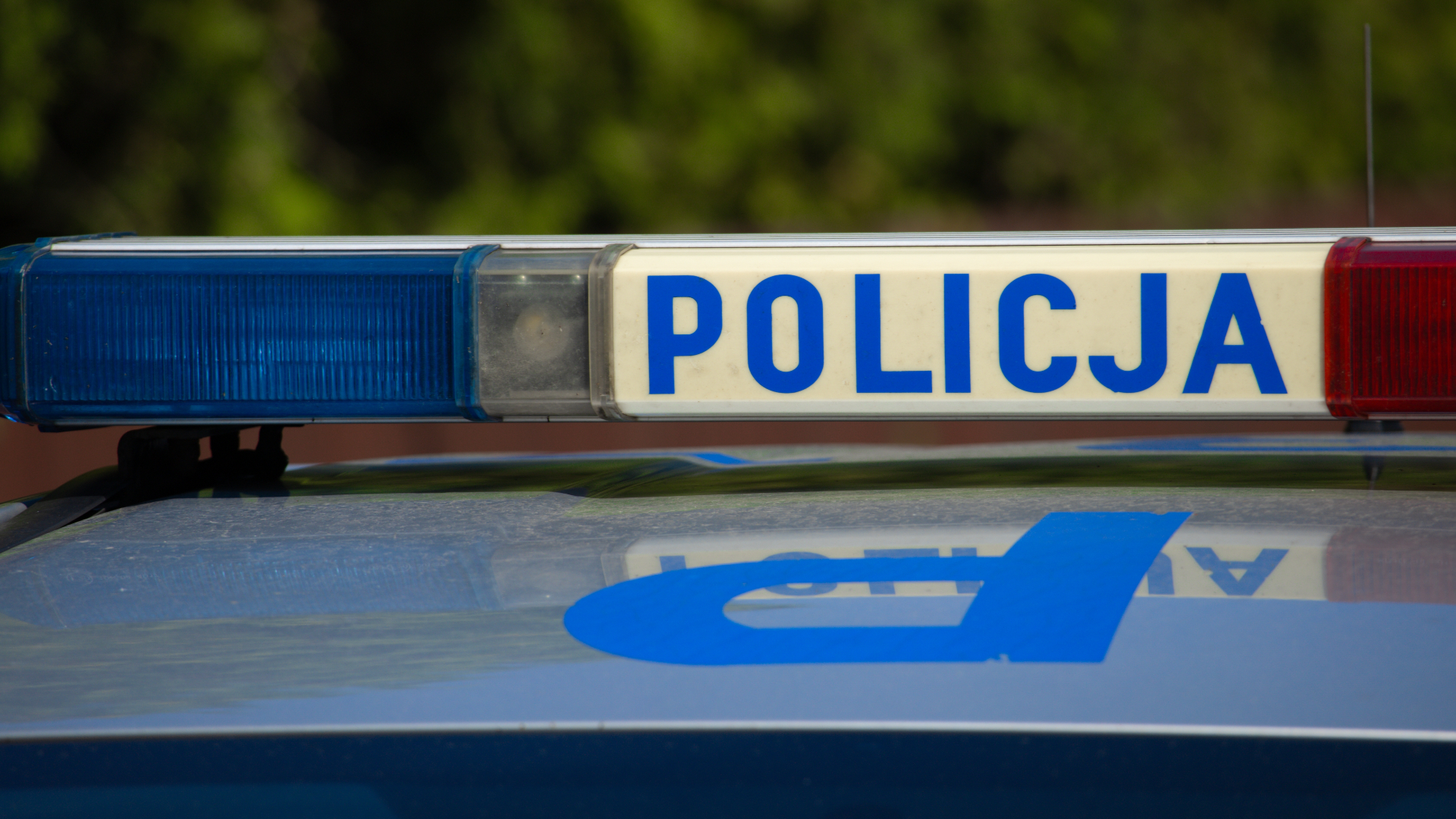 Atac cu cuțitul la o școală din Ostrołęka: mai mulți răniți, un suspect de 19 ani reținut
