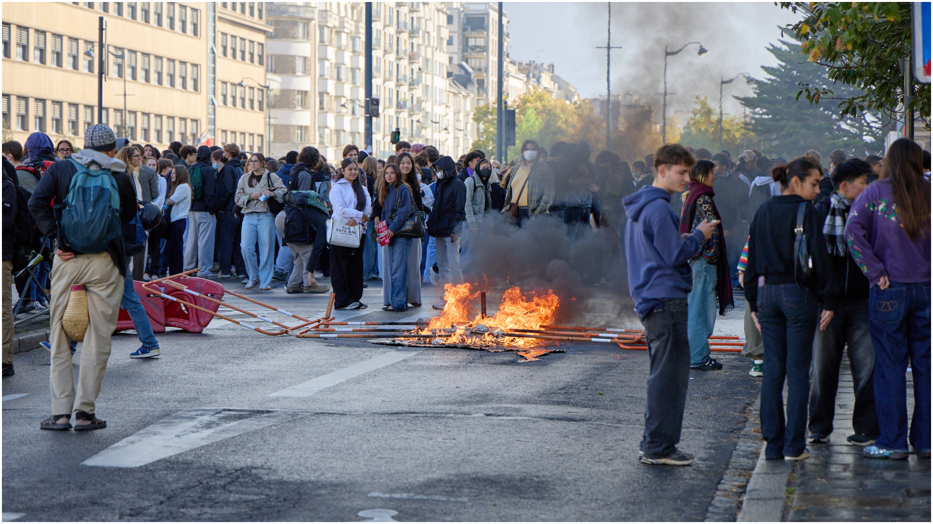 Imagine asociată subiectului: Elevii și studenții francezi anunță noi proteste după respingerea măsurilor guvernamentale